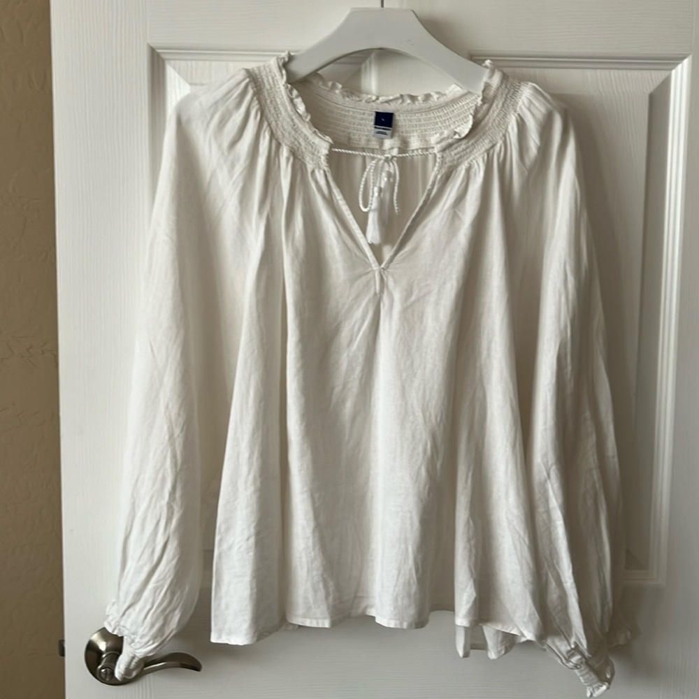 OLD NAVY White Top